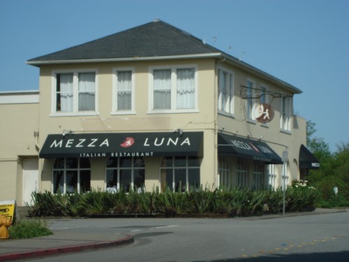 5 Mezza Luna Restaurant.JPG