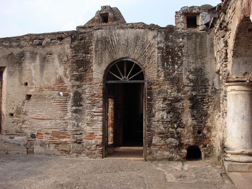 Antigua - Ruinas de Capuchinas - DSC00911.JPG