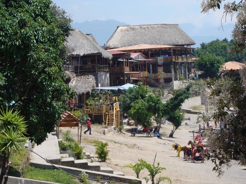 Lago de Atitlan - Panajachel -DSC01201.JPG